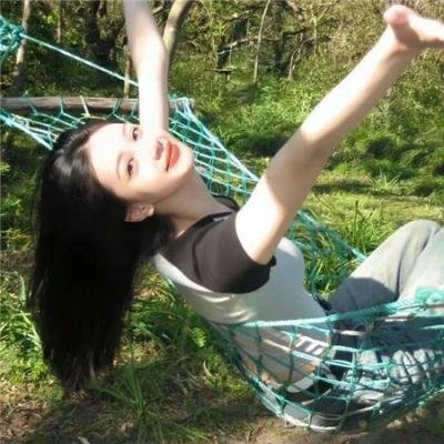 让女孩轻松一下 在线观看封面